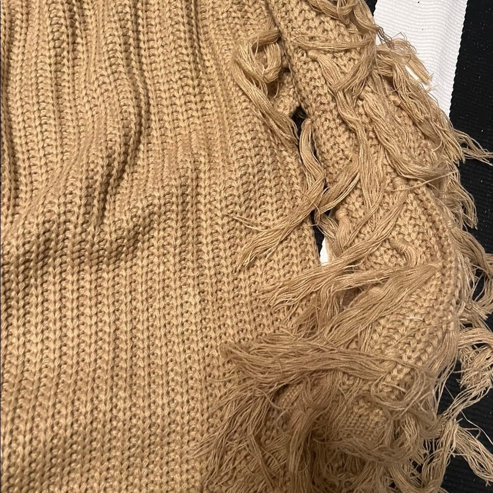 Boutique fringe sweater size large